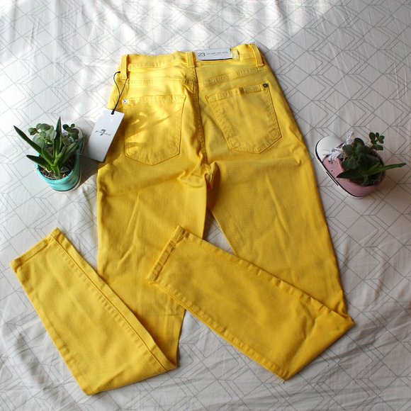 🌈Bright yellow Ankle Skinny - 7 For All Mankind - NWT 🌞 - Picture 1 of 7